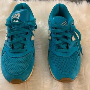 New Balance 530 series sneakers